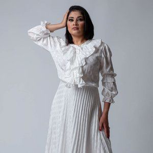 White Midi Dress with a Pleated Bottom and a Lace Hem